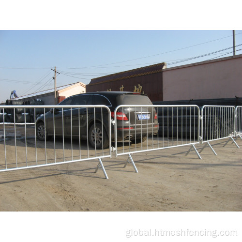 Interlocking Steel Crowd Control Barriers Wheels feet crowd control Barrier 2.5feet Road bar Factory